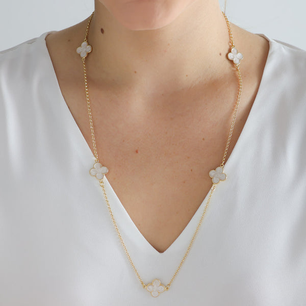 Colar Longo com Trevo perolado - COL 0276